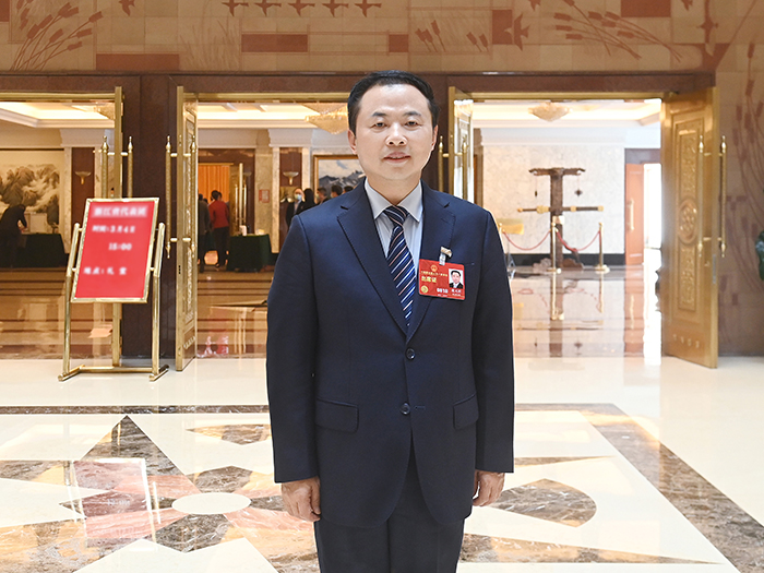 张天任董事长随浙江代表团在北京